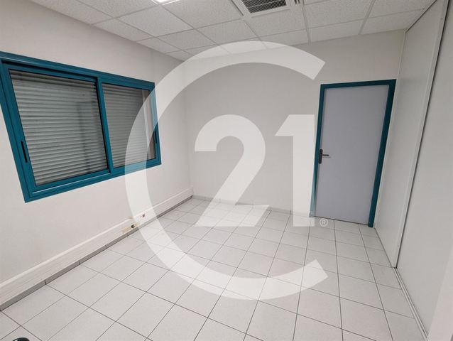 Bureaux à louer - 12.0 m2 - 26 - Drome